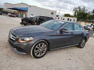 MERCEDES-BENZ C 300 2015