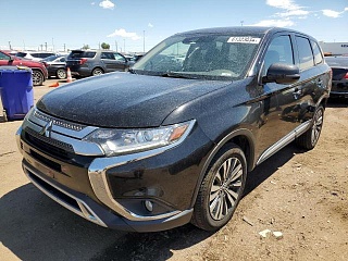 MITSUBISHI OUTLANDER SE 2020