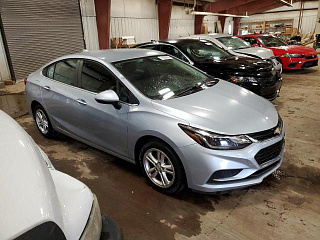 CHEVROLET CRUZE LT 2017