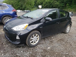 TOYOTA PRIUS C 2014
