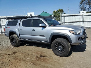 TOYOTA TACOMA DOUBLE CAB 2017