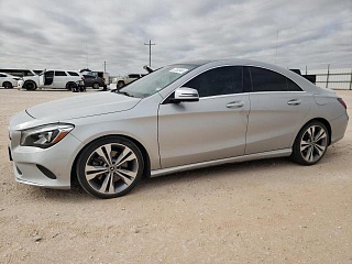 MERCEDES-BENZ CLA 250 2019