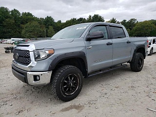 TOYOTA TUNDRA CREWMAX SR5 2020