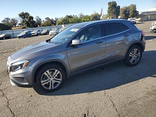MERCEDES-BENZ GLA 250 2015