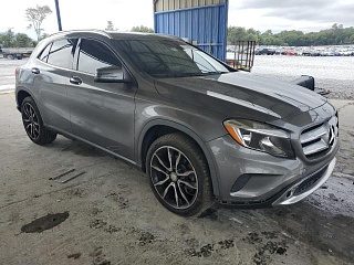 MERCEDES-BENZ GLA 250 2016