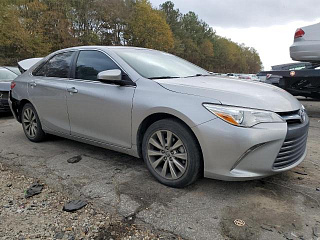 TOYOTA CAMRY LE 2015