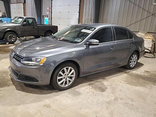 VOLKSWAGEN JETTA SE 2014