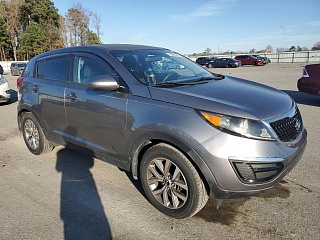 KIA SPORTAGE LX 2016