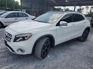 MERCEDES-BENZ GLA 250 2019