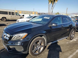 MERCEDES-BENZ GLA 250 2015
