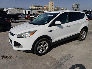 FORD ESCAPE SE 2015