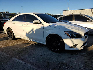MERCEDES-BENZ CLA 250 2015