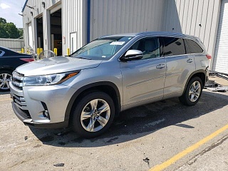 TOYOTA HIGHLANDER LIMITED 2019