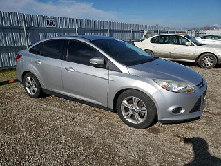 FORD FOCUS SE 2014
