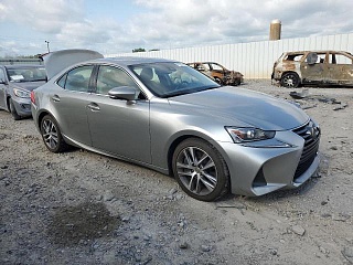 LEXUS IS 300 2019