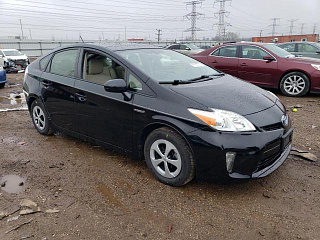 TOYOTA PRIUS 2014