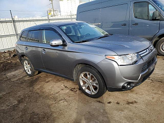 MITSUBISHI OUTLANDER SE 2014