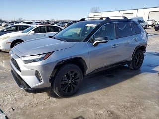TOYOTA RAV4 XLE 2022