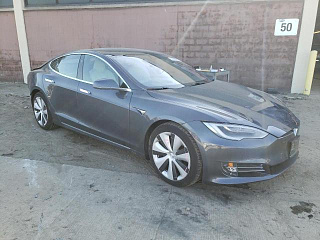 TESLA MODEL S 2020