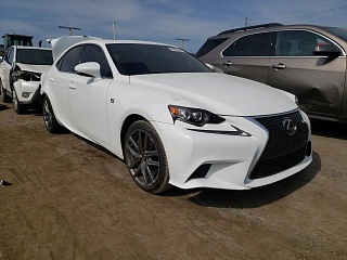 LEXUS IS 200T 2016