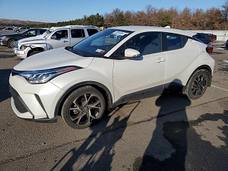 TOYOTA C-HR XLE 2021