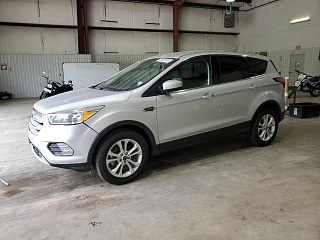 FORD ESCAPE SE 2018
