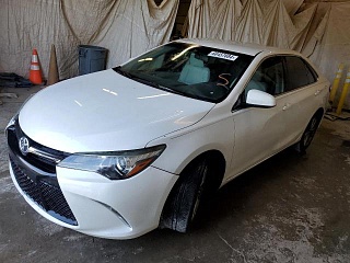 TOYOTA CAMRY LE 2015