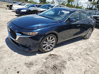MAZDA 3 PREFERRED 2021