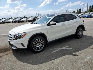 MERCEDES-BENZ GLA 250 2016