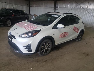 TOYOTA PRIUS C 2018