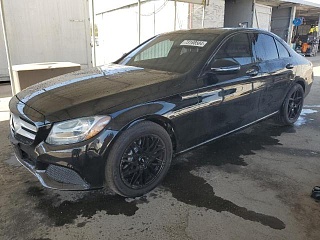 MERCEDES-BENZ C 300 2016