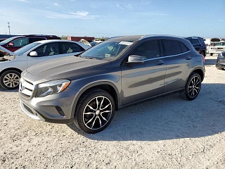 MERCEDES-BENZ GLA 250 2017