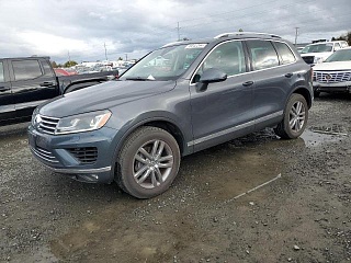 VOLKSWAGEN TOUAREG SPORT 2016