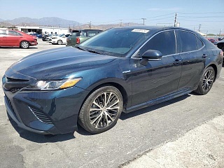 TOYOTA CAMRY SE 2020