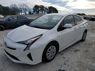 TOYOTA PRIUS 2016