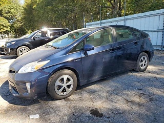 TOYOTA PRIUS 2015