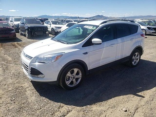 FORD ESCAPE SE 2015