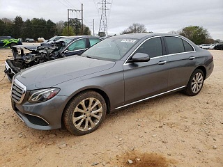 MERCEDES-BENZ E 300 2016
