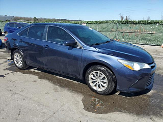 TOYOTA CAMRY LE 2015