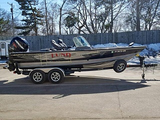 LUND BOAT