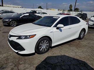 TOYOTA CAMRY LE 2020
