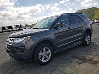 FORD EXPLORER XLT 2019