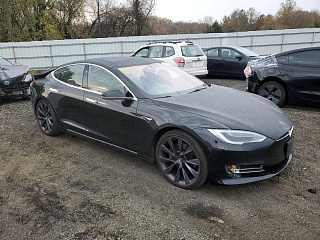 TESLA MODEL S 2018