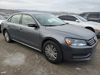 VOLKSWAGEN PASSAT S 2014